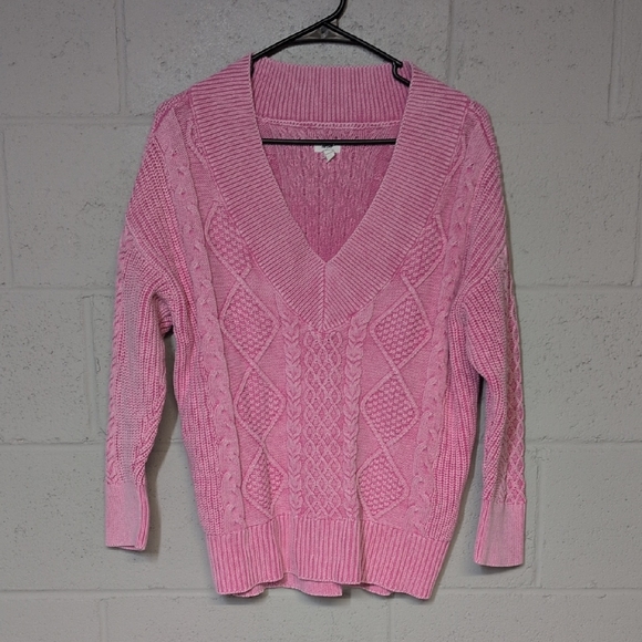 aerie Sweaters - Aerie Pink Cable Knit V-Neck Slouchy Women's Sweater Size Medium